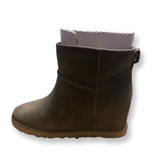 UGG classic femme mini raised heel